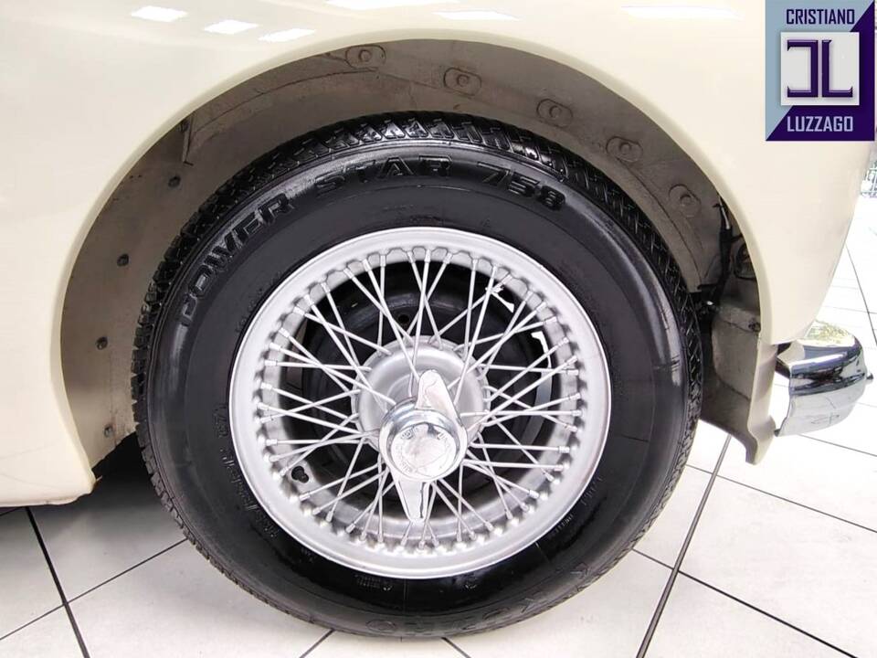 Image 25/61 of MG MGA 1500 (1958)