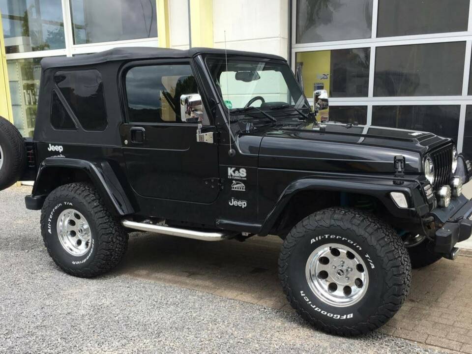 Bild 10/22 von Jeep Wrangler Sahara 4.0L (2004)