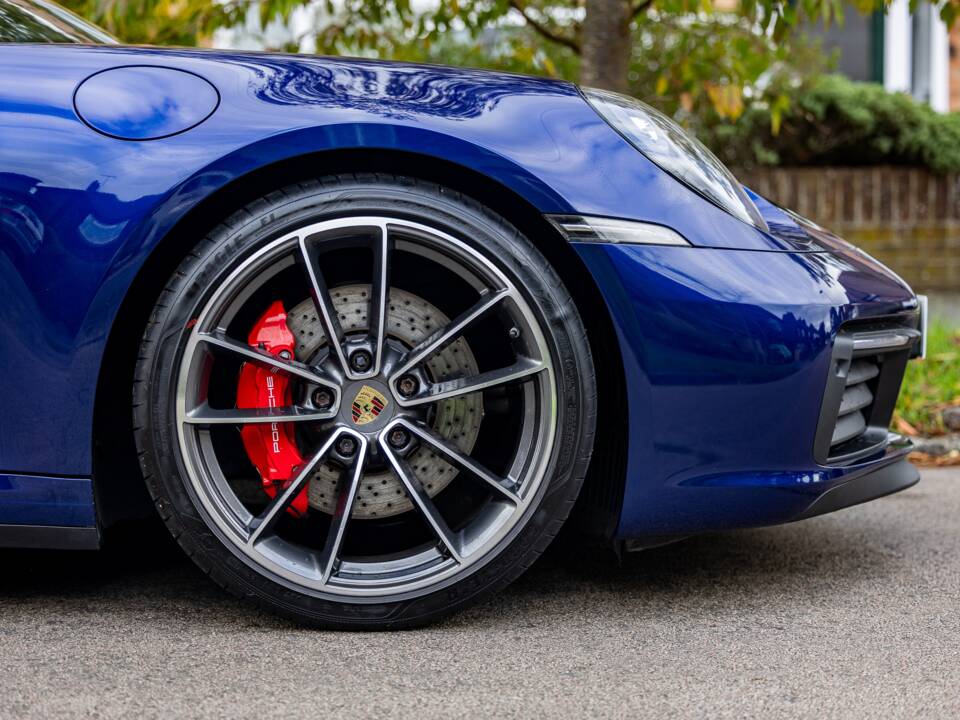 Bild 29/50 von Porsche 911 Carrera 4S (2019)