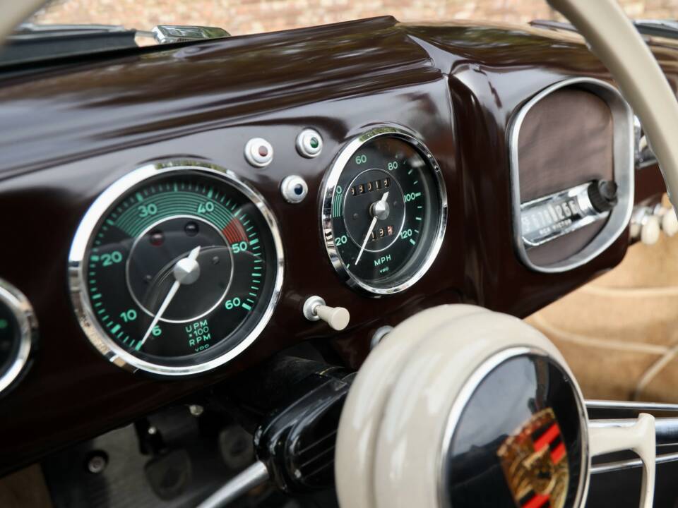 Image 45/50 de Porsche 356 1500 (1952)