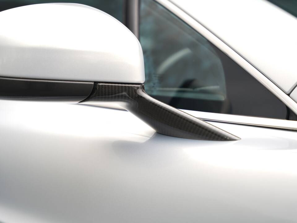 Image 47/50 of Aston Martin Vanquish (2014)