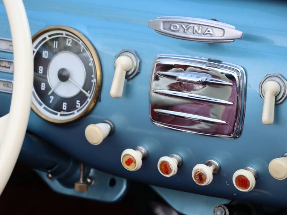 Image 18/50 of Dyna-Veritas Cabriolet (1952)