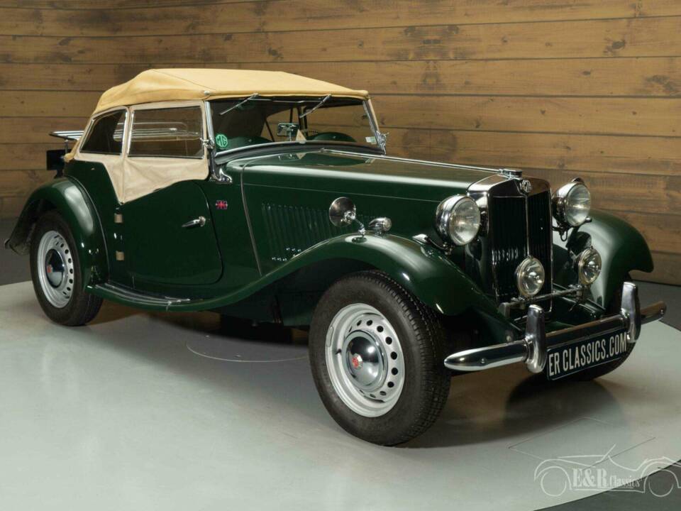 Image 14/19 de MG TD (1953)