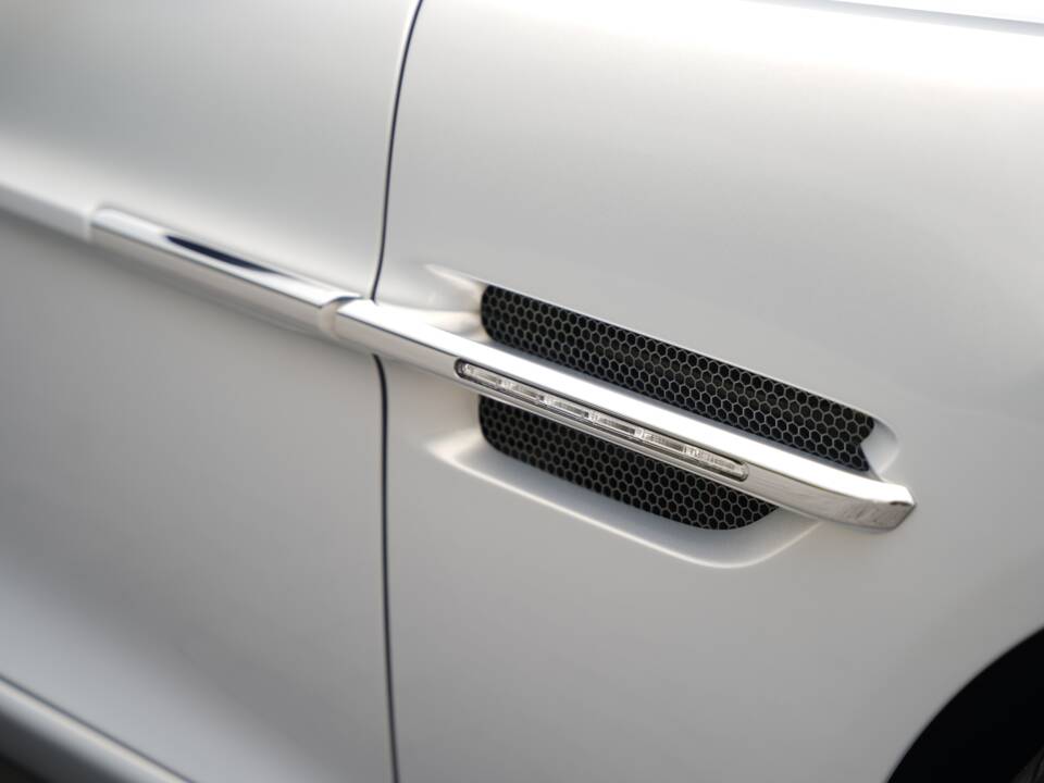 Image 41/50 of Aston Martin Vanquish (2014)