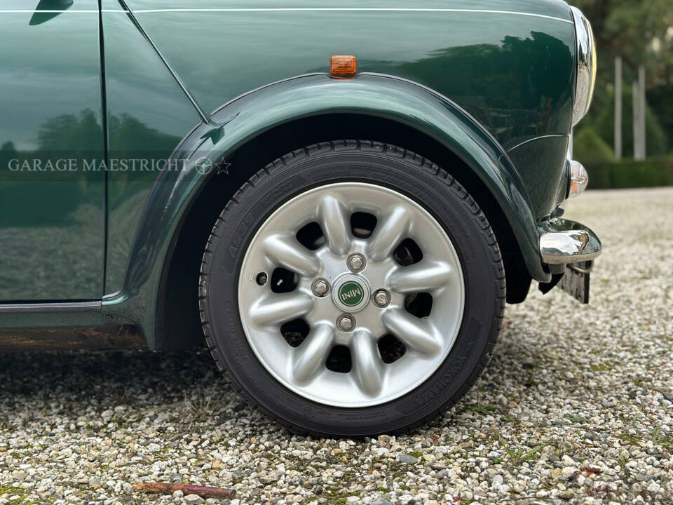 Imagen 42/100 de Rover Mini &quot;Knightsbridge&quot; (2000)