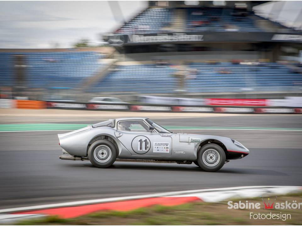Image 1/16 of Marcos 1800 GT (1965)