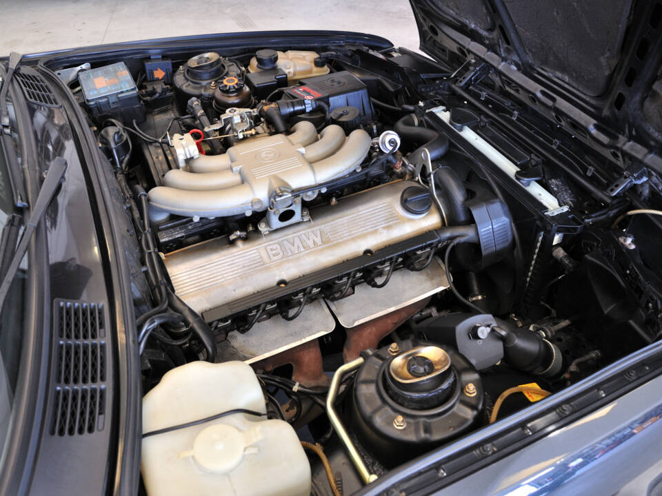 Imagen 10/40 de BMW 325ix (1989)