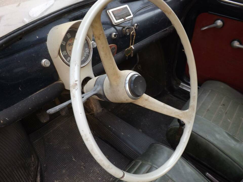 Image 32/50 of FIAT 500 F (1971)