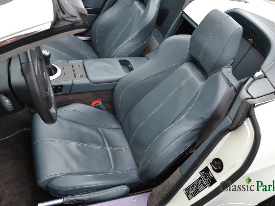 Image 29/50 of Aston Martin V8 Vantage (2007)