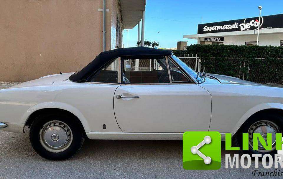 Immagine 7/10 di FIAT 124 Sport Spider (1969)