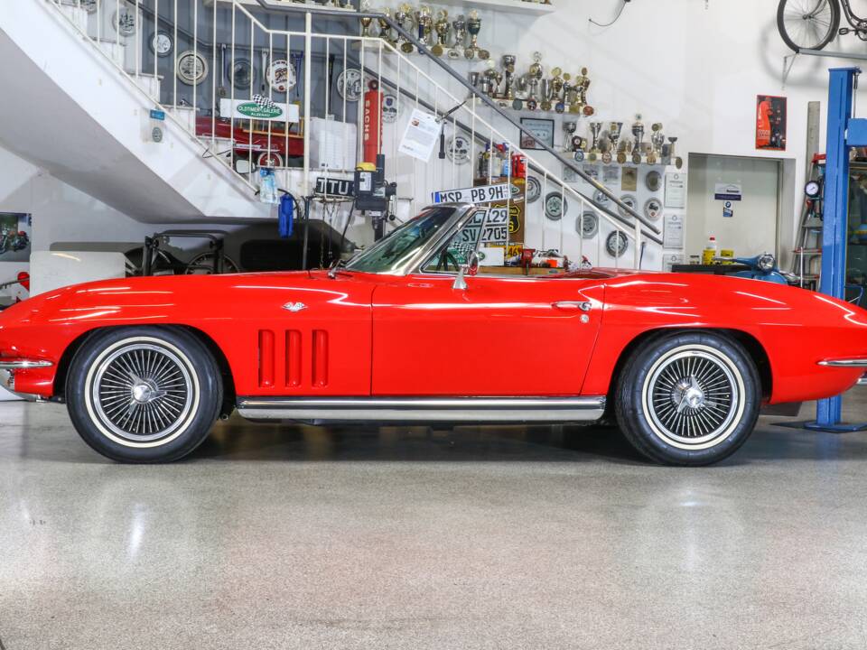 Bild 5/23 von Chevrolet Corvette Sting Ray Convertible (1965)