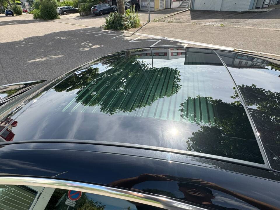 Bild 31/99 von BMW 650i (2007)