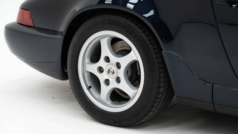 Image 15/15 of Porsche 911 Carrera 2 (1992)