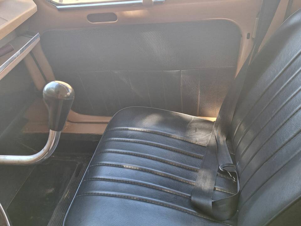 Imagen 6/8 de Renault R 4 TL (1975)