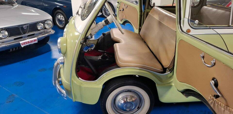 Image 18/36 of FIAT 600 D Multipla (1964)