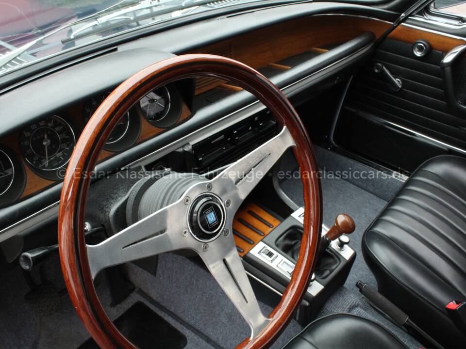 Image 35/42 de BMW 3.0 CSi (1972)