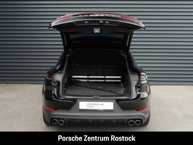 Imagen 32/34 de Porsche Cayenne Coupé E-Hybrid (2025)