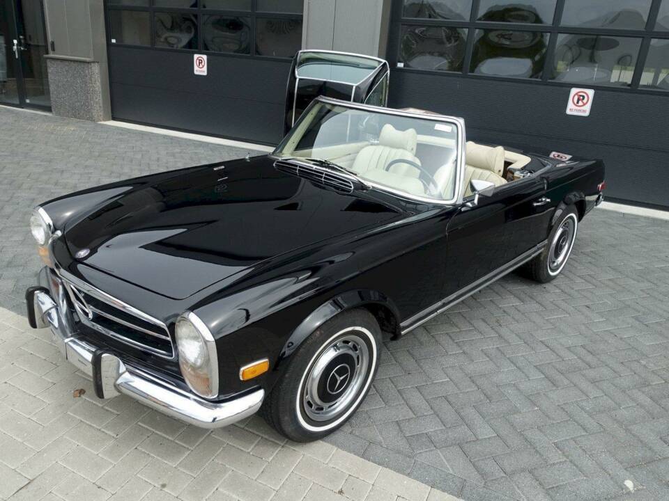 Bild 3/35 von Mercedes-Benz 280 SL (1969)
