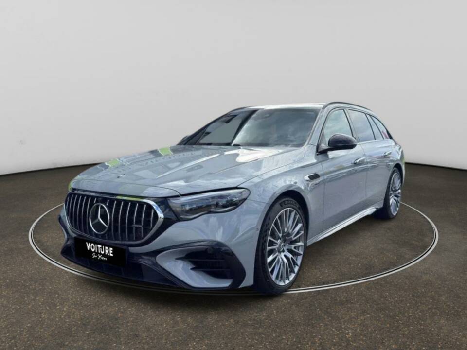 Imagen 1/10 de Mercedes-Benz E 53 AMG Hybrid 4MATIC T (2024)
