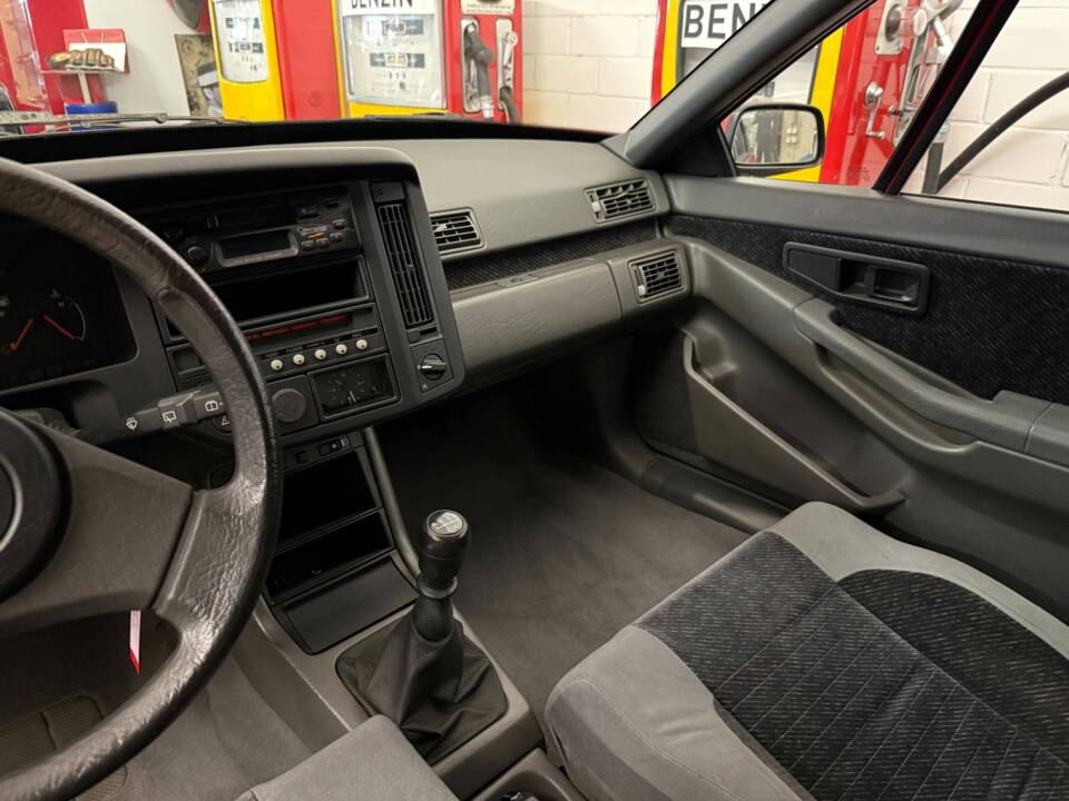 Bild 10/20 von Volvo 480 Turbo (1994)