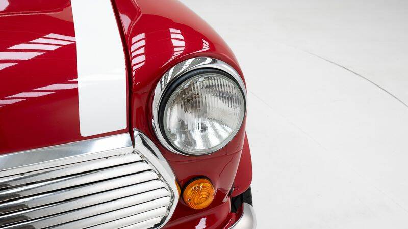 Image 11/15 of Mini 1000 (1988)