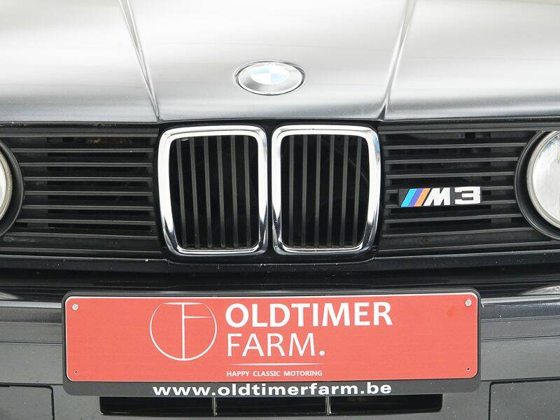 Image 12/15 of BMW M3 (1991)