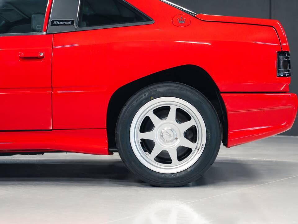Image 15/42 of Maserati Shamal (1991)