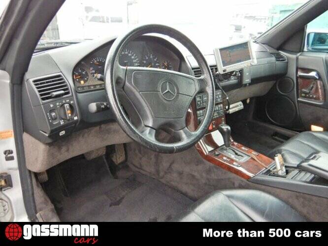 Image 11/15 of Mercedes-Benz SL 320 (1995)