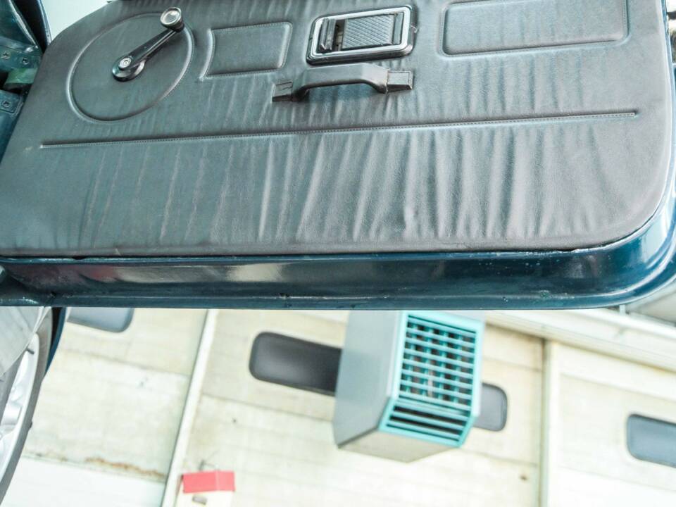 Imagen 41/50 de MG MGB GT (1972)