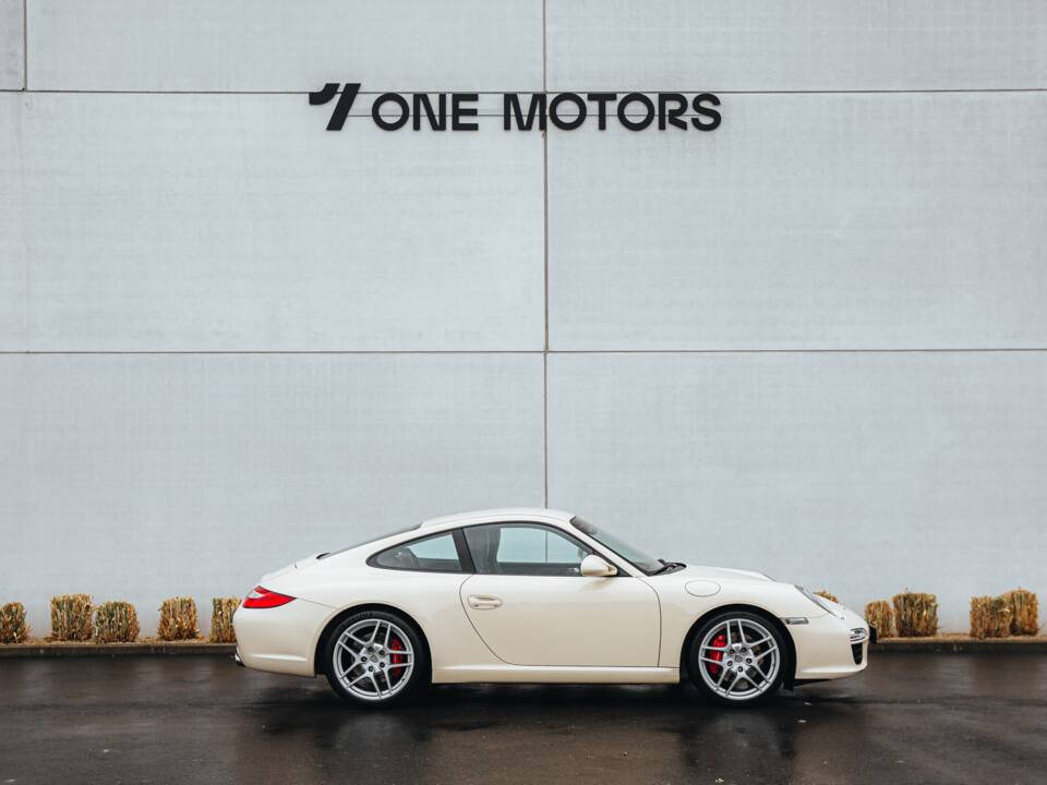 Afbeelding 6/53 van Porsche 911 Carrera S (2010)