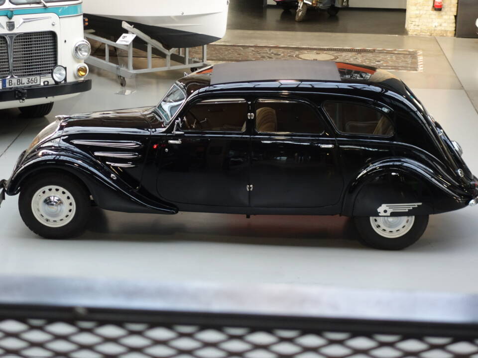 Afbeelding 14/33 van Peugeot 402 B (1936)