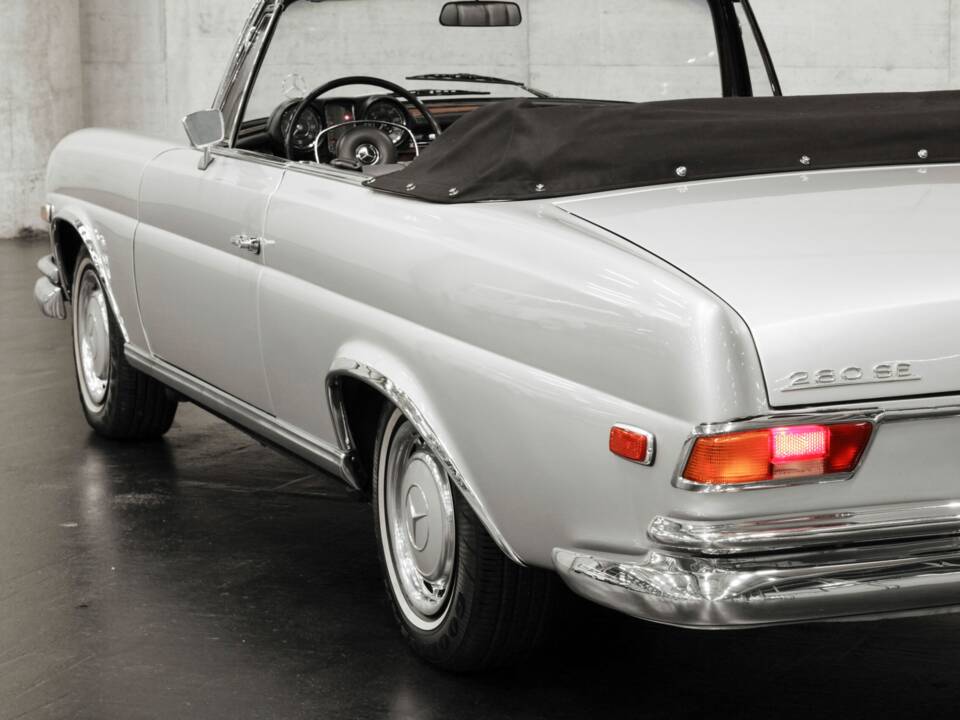 Image 12/48 of Mercedes-Benz 280 SE (1969)