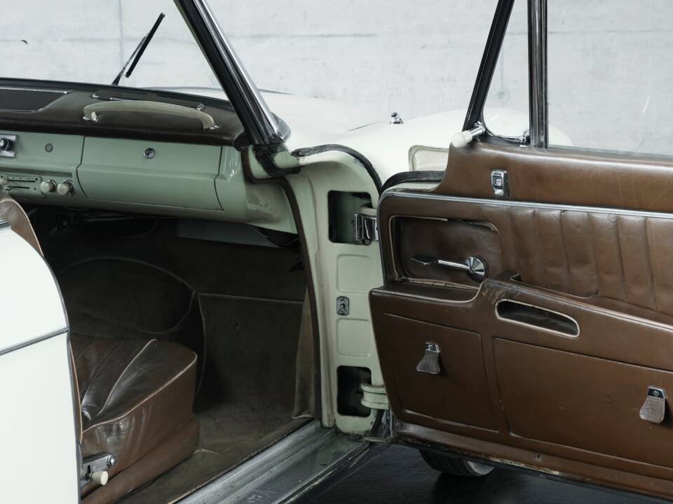 Bild 23/50 von BMW 503 (1959)