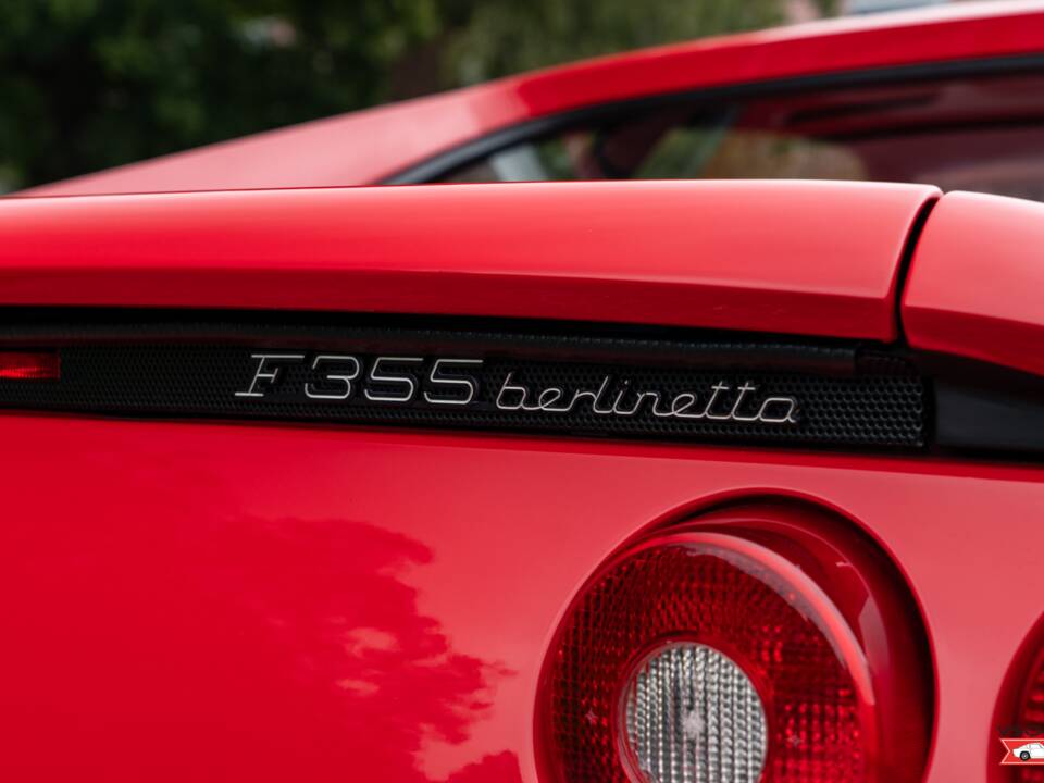 Bild 10/53 von Ferrari F 355 Berlinetta (1996)