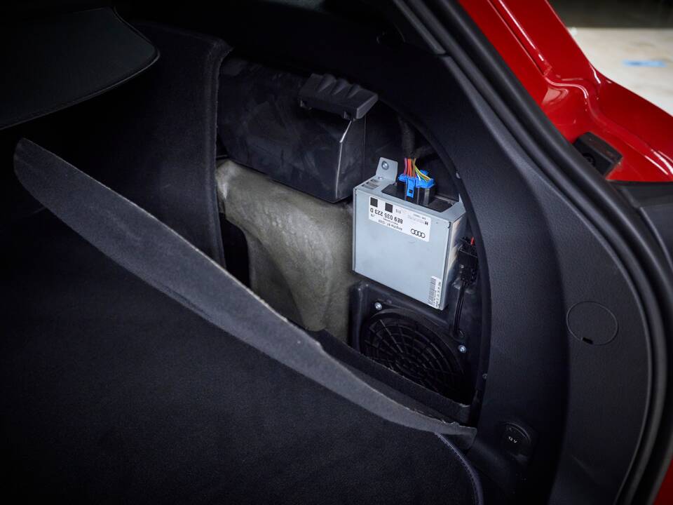 Image 45/95 of Audi RS4 Avant (2006)