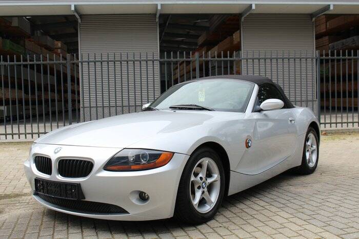 Image 2/7 de BMW Z4 2.5i (2003)