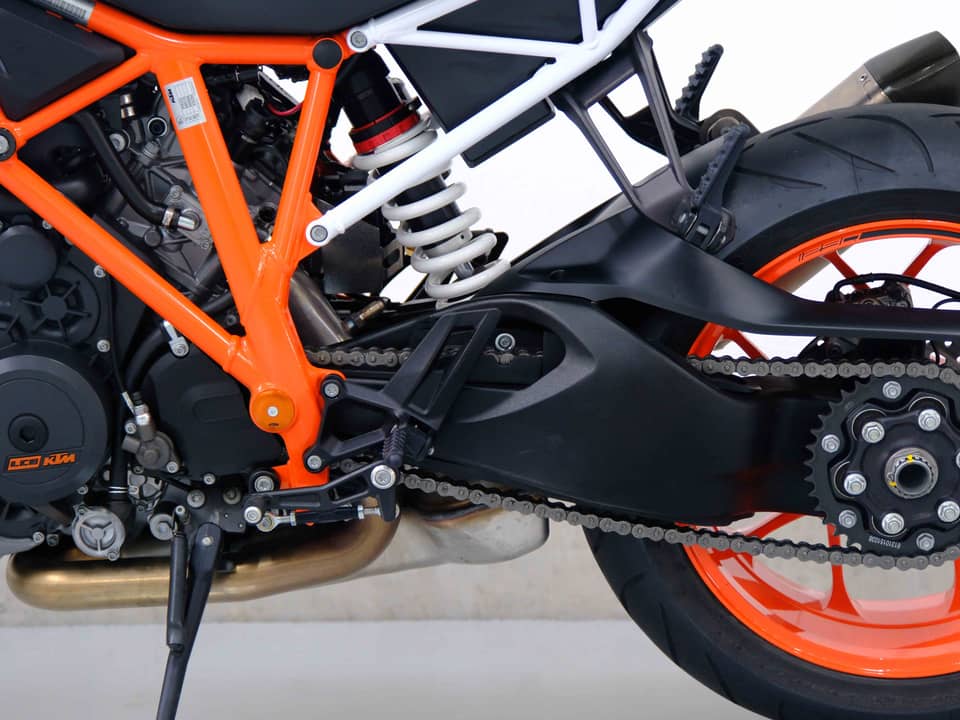 Image 55/83 of KTM 1290 Super Duke R (2018)