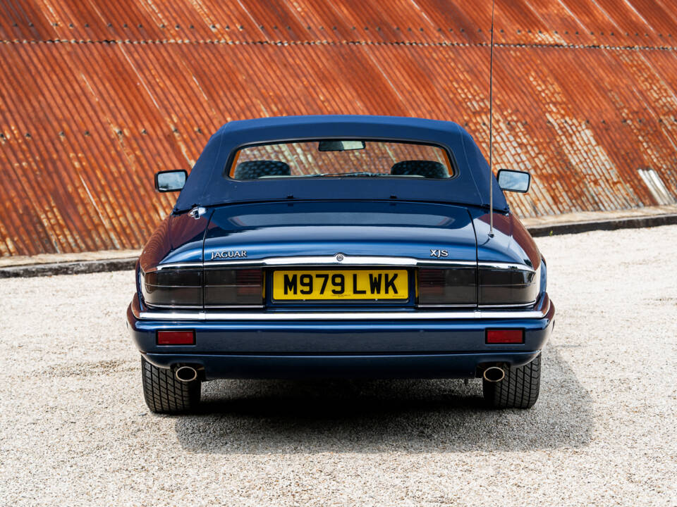 Image 9/38 of Jaguar XJS 4.0 (1995)