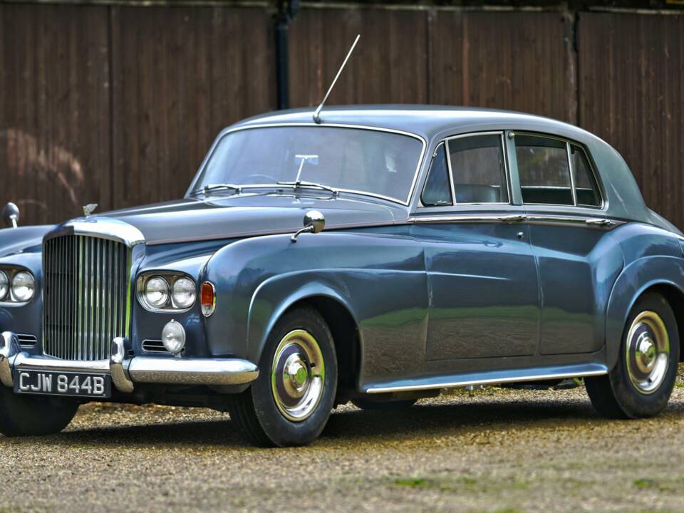 Image 6/50 of Bentley S 3 (1964)