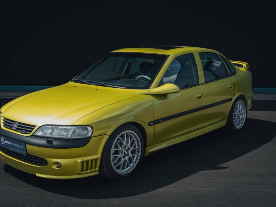 Bild 2/15 von Opel Vectra 2,5 i500 (1998)