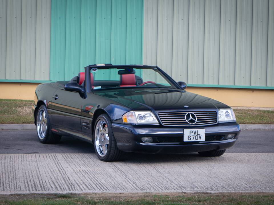 Bild 7/26 von Mercedes-Benz SL 500 (1999)