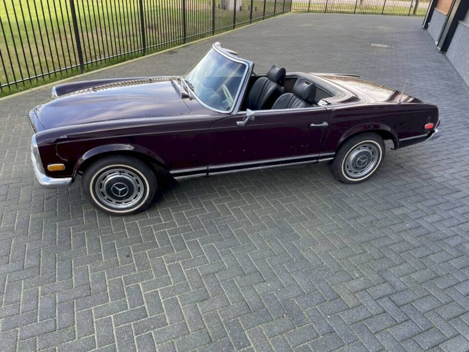 Image 7/36 of Mercedes-Benz 280 SL (1969)