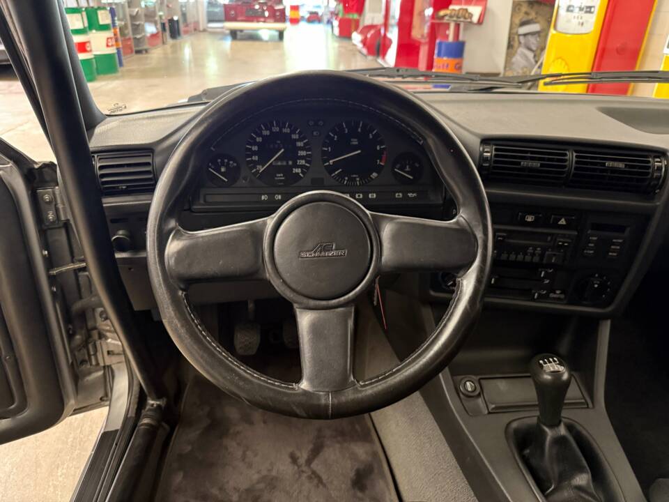 Immagine 9/18 di BMW 316 (1987)