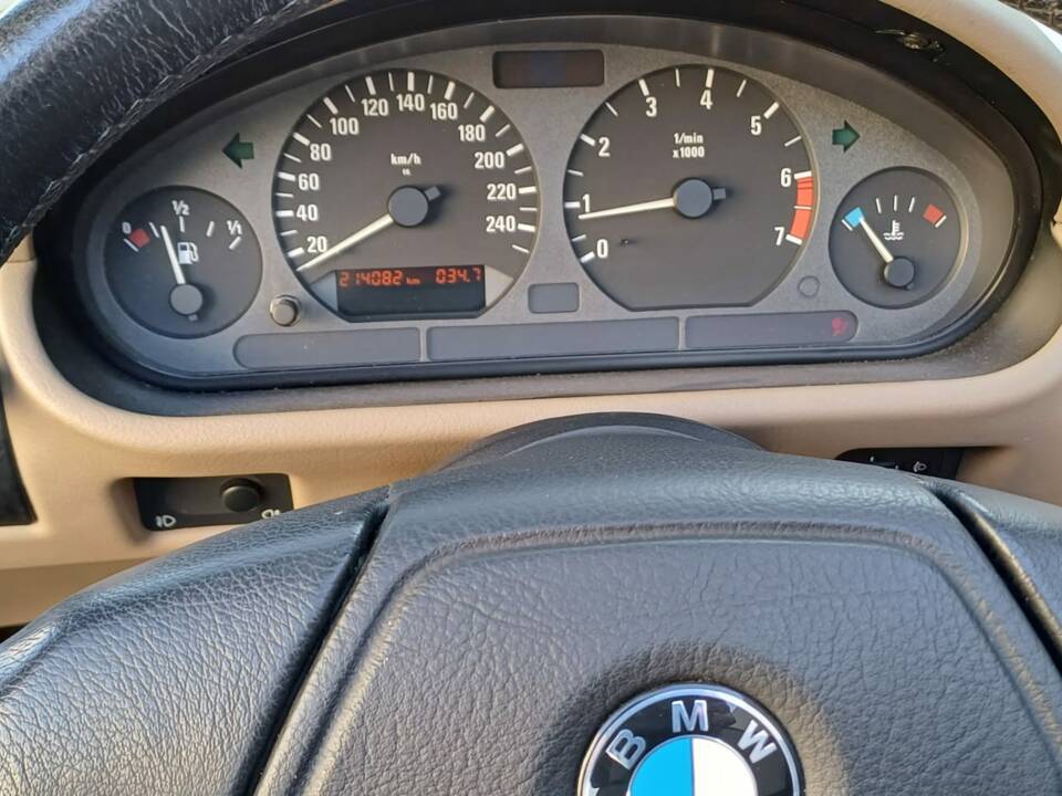 Bild 7/16 von BMW Z3 1.8 (1997)