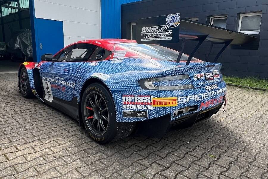 Afbeelding 5/14 van Aston Martin V12 Vantage GT3 (2013)