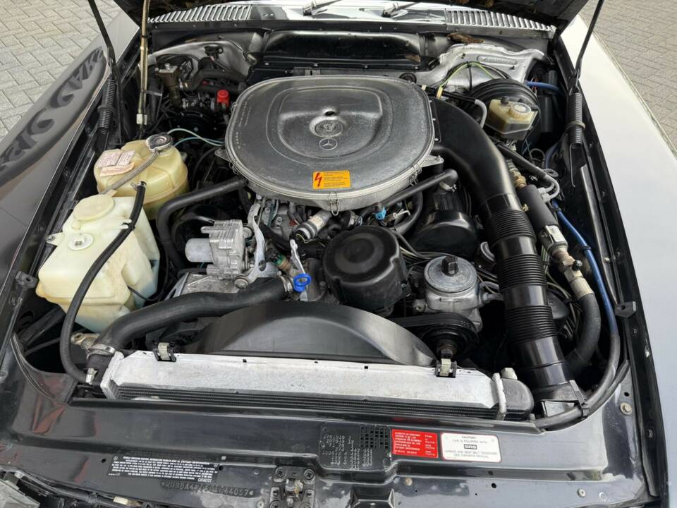 Image 32/50 de Mercedes-Benz 560 SL (1986)