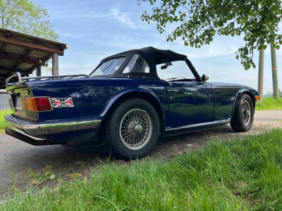 Image 6/28 de Triumph TR 6 (1973)