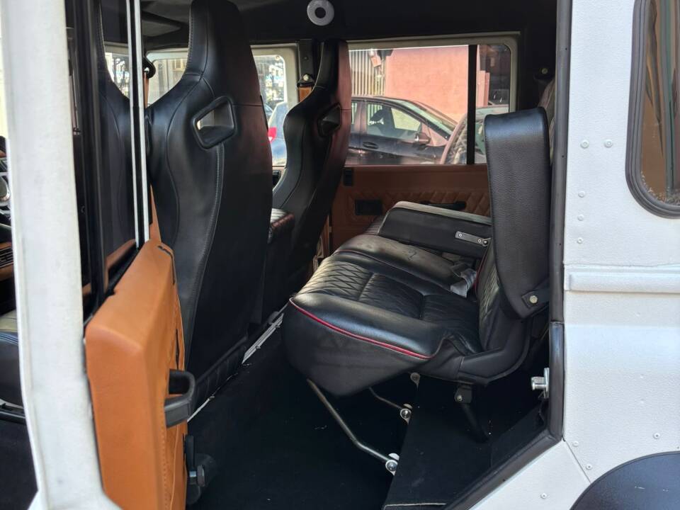 Afbeelding 50/73 van Land Rover Defender 110 (2005)