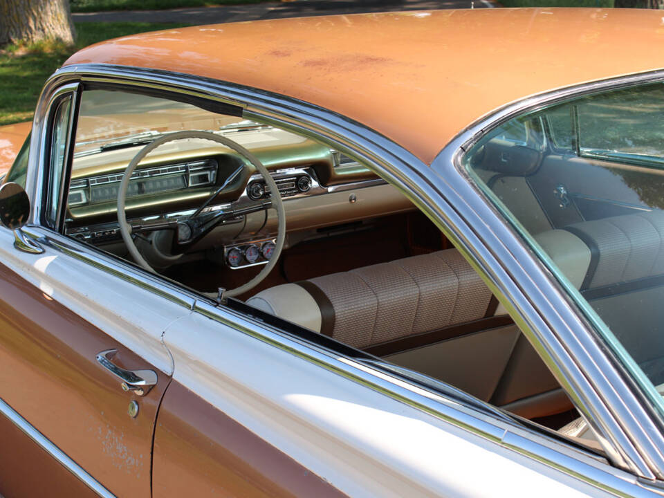Image 12/30 of Oldsmobile 98 Holiday SceniCoupe (1959)