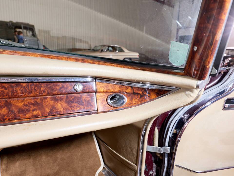 Bild 21/47 von Mercedes-Benz 280 SE (1970)